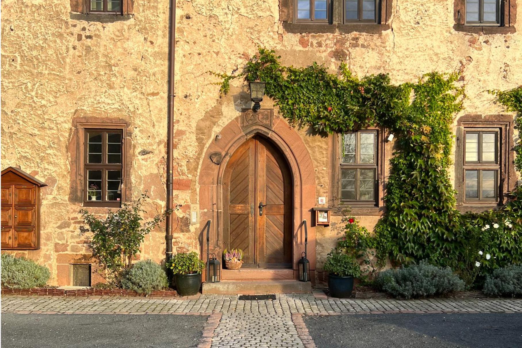 Alte Foersterei - Elegantes Apartment In Der Historischen Hinterburg Schlitz - Nahe Fulda Und Bad Hersfeld Ngoại thất bức ảnh